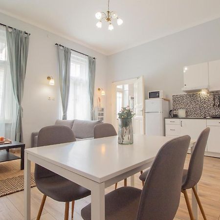 Isabella Suite With Ac Budapeşte Dış mekan fotoğraf